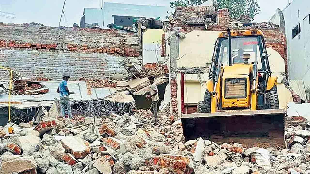 అగమ్యగోచరంగా భూసేకరణ