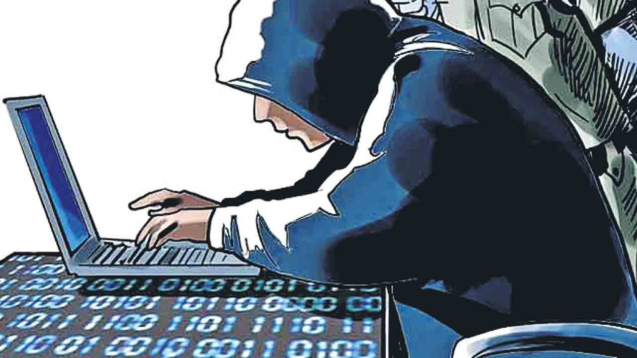 స్నేహంగా నటిస్తారు.. నగదు దోచేస్తారు