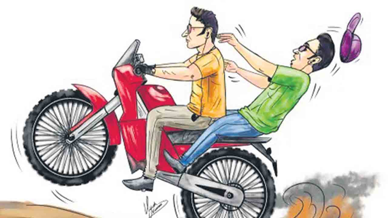 డేంజర్‌ డ్రైవింగ్‌!