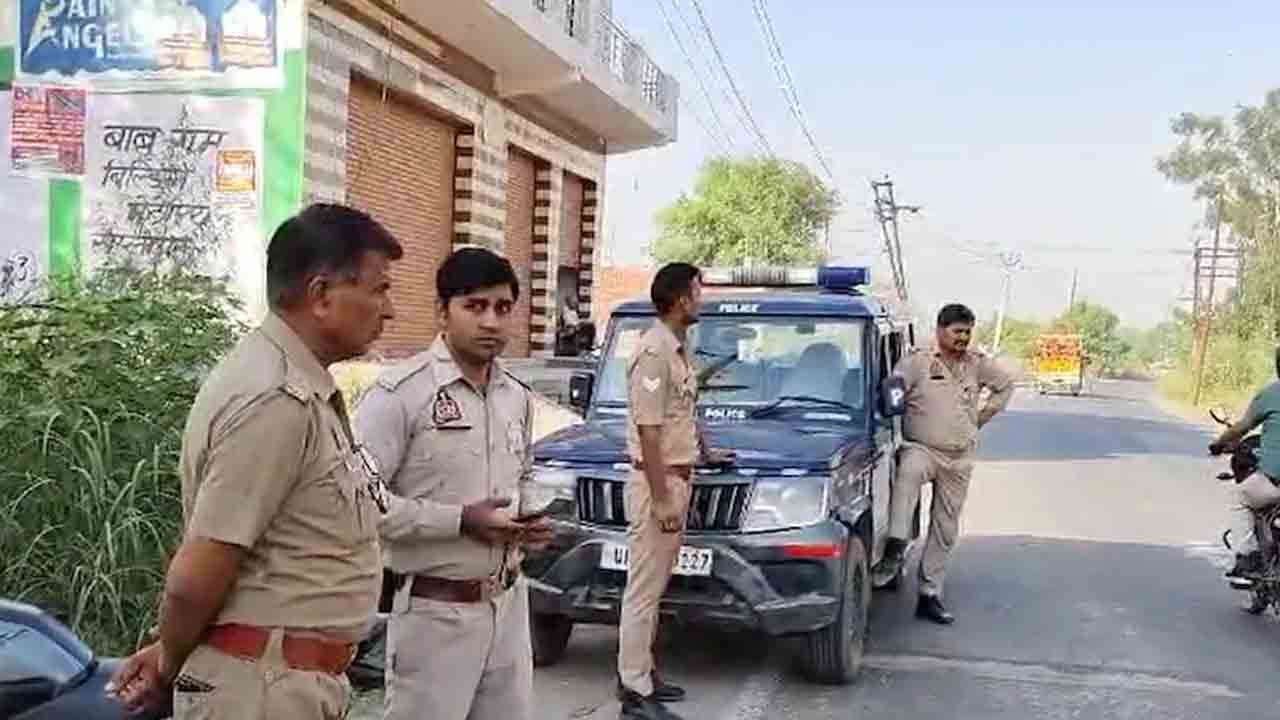 Crime news | మరొకరితో వివాహేతర బంధం.. భార్యను పొడిచి చంపిన భర్త.. తర్వాత ఏమైందంటే..!