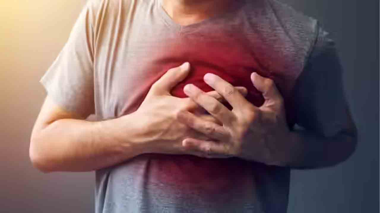 Heart Attacks | గుండెపోటు అకస్మాత్తుగా రాదు.. ఈ ముందస్తు హెచ్చరికలను మాత్రం విస్మరించొద్దు