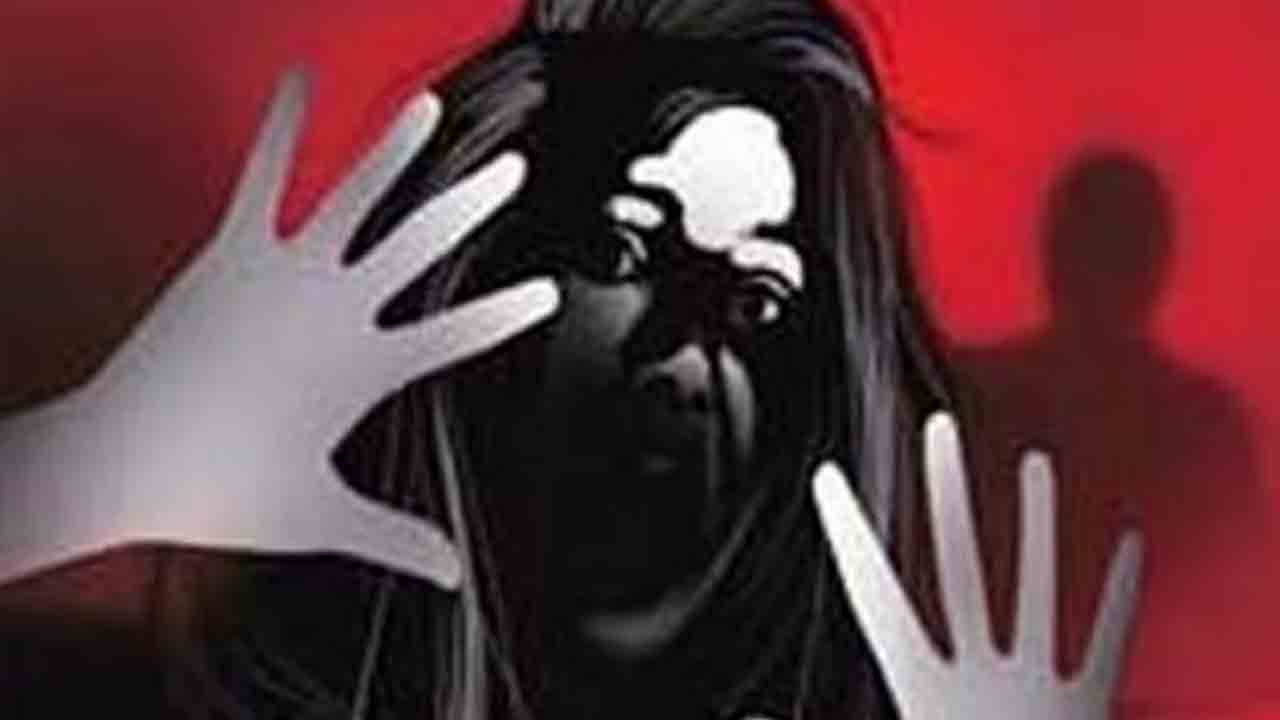 Hockey player | హాకీ ప్లేయర్‌పై సామూహిక అత్యాచారం.. నలుగురు కోచ్‌లు అరెస్ట్‌