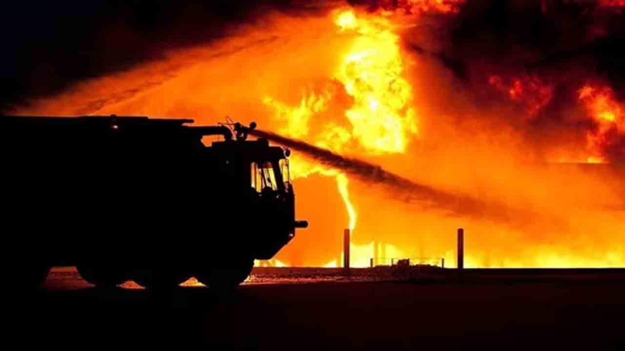 Huge Fire | షాపింగ్‌ మాల్‌లో భారీ అగ్నిప్రమాదం.. 50 మంది మృతి