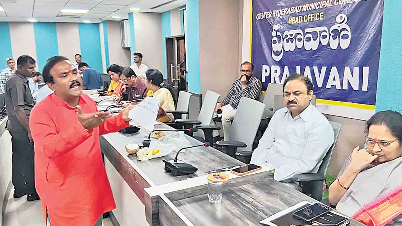 హైడ్రా వర్సెస్‌ కార్పొరేటర్లు