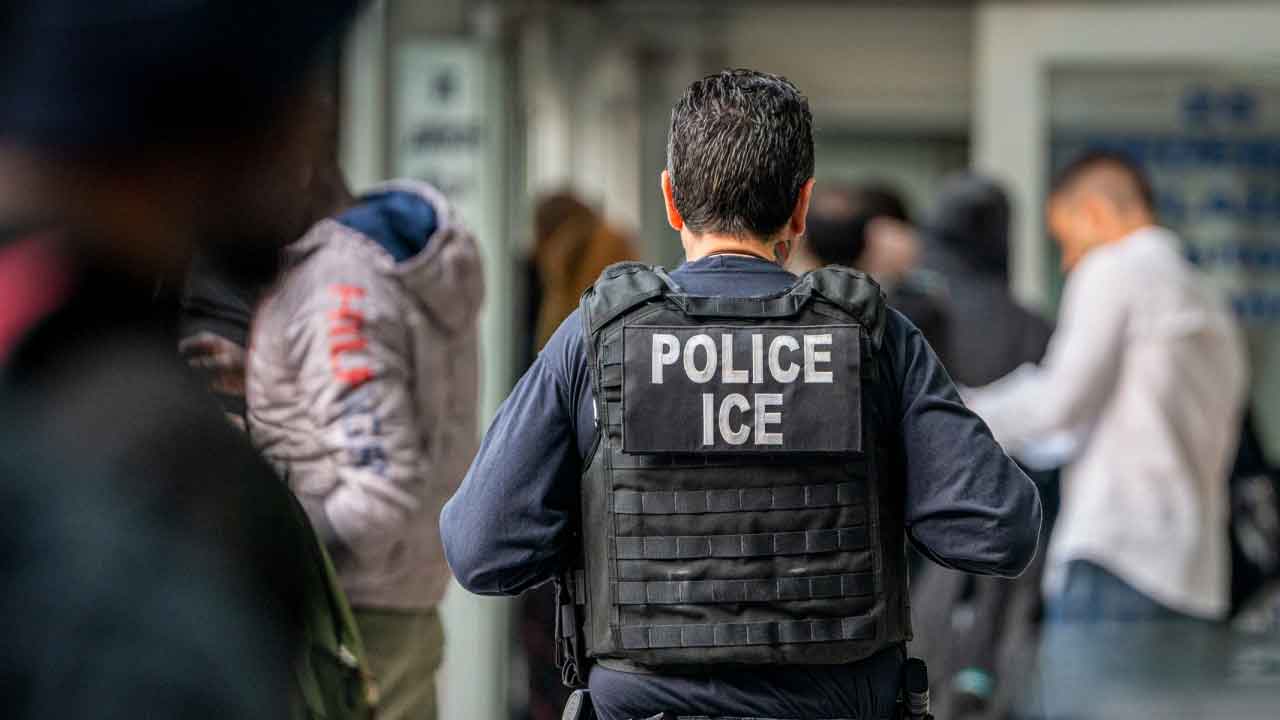 6 గంటల నోటీసుతో డిపోర్టేషన్‌.. అమెరికా యోచన