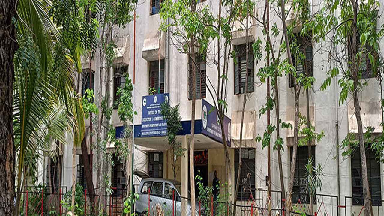 ఐటీఐలు, ఏటీసీల్లో అడ్మిషన్లు