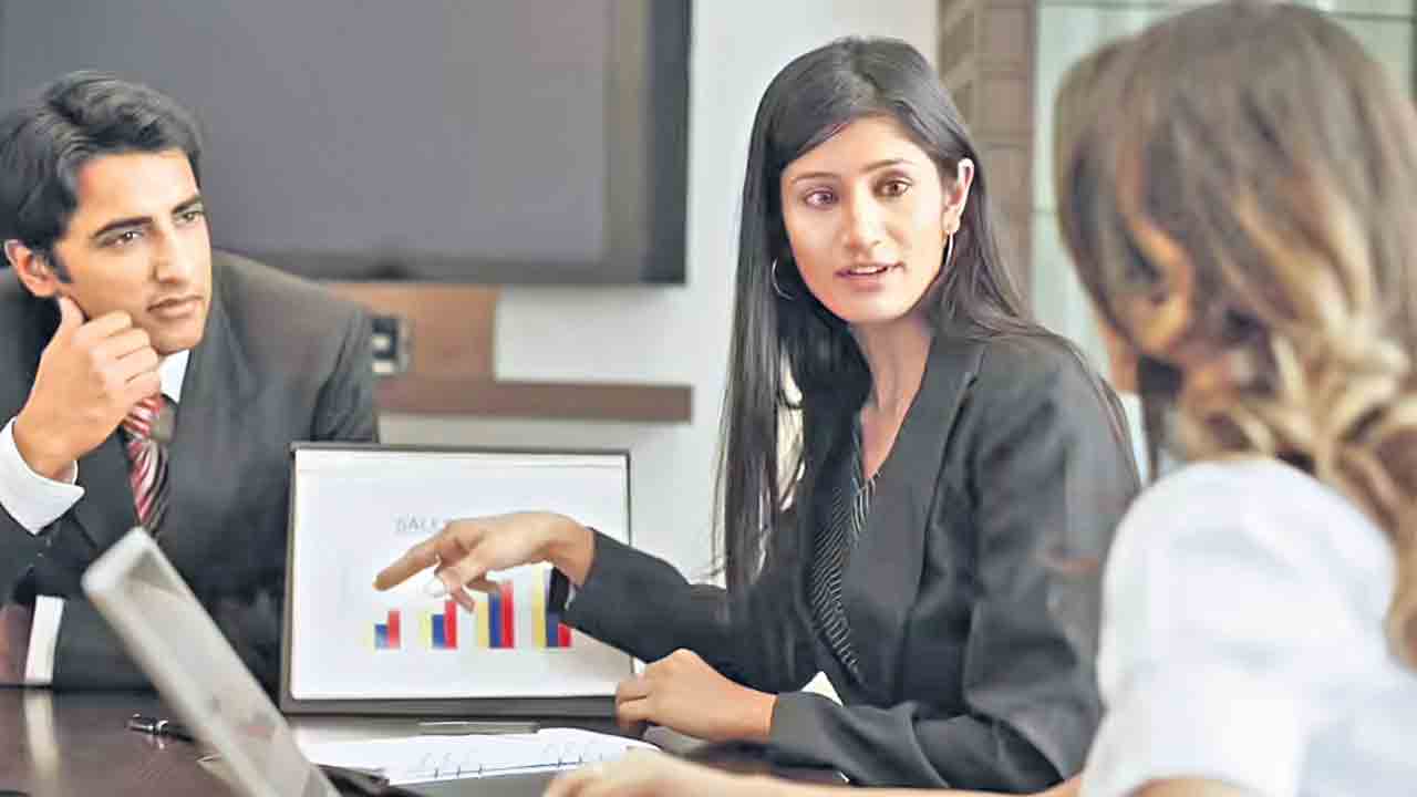 వనితా.. వందనం!