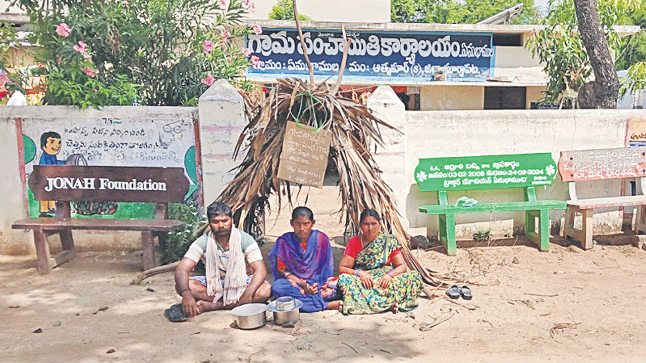 ఇందిరమ్మా ఇదేంద‌మ్మా.. ఇండ్ల కేటాయింపుల్లో ఇష్టారాజ్యం… పేదలకు అన్యాయం