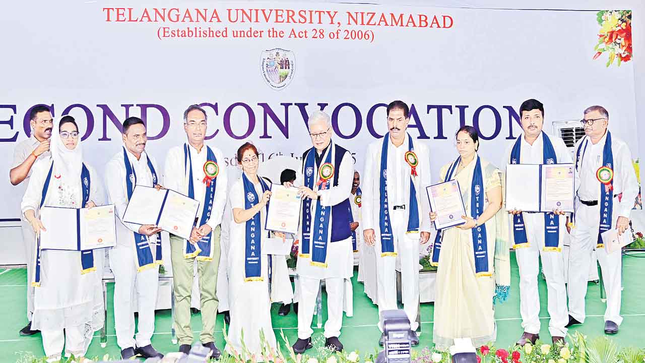 అగ్రభాగాన తెలంగాన వర్సిటీ