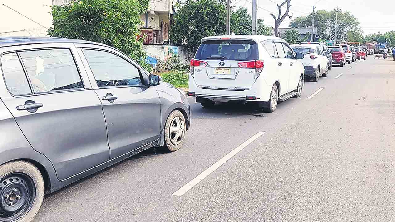 ఆర్‌వోబీలు పూర్తయ్యేనా?