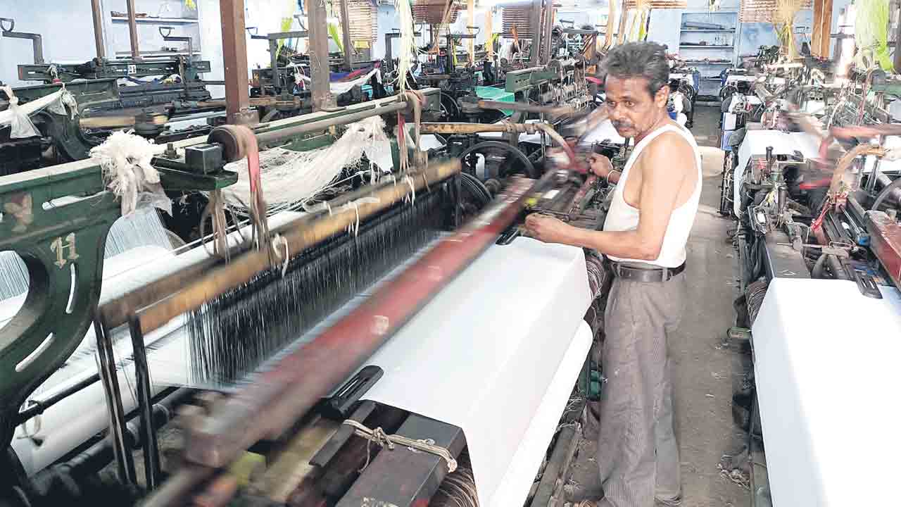 గడువులోగా గగనమే!