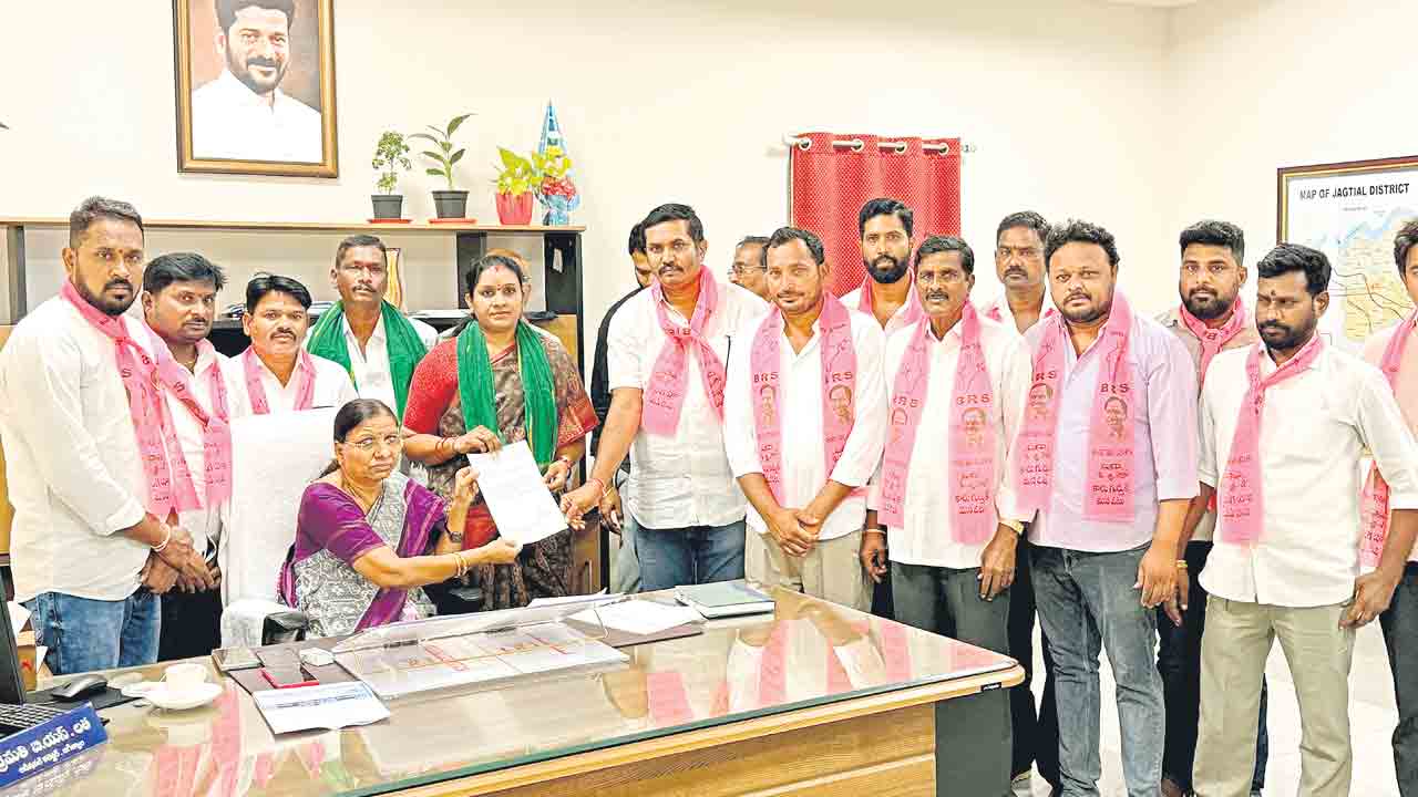 ఎరువులకు కూడా కరువేనా..?