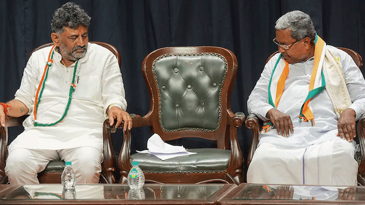 Karnataka | డీకే శివకుమార్కు 100 మంది ఎమ్మెల్యేల మద్దతు.. ఇప్పుడు సీఎం మార్పు జరగకపోతే.. : హైకమాండ్కు ఎమ్మెల్యే హెచ్చరిక