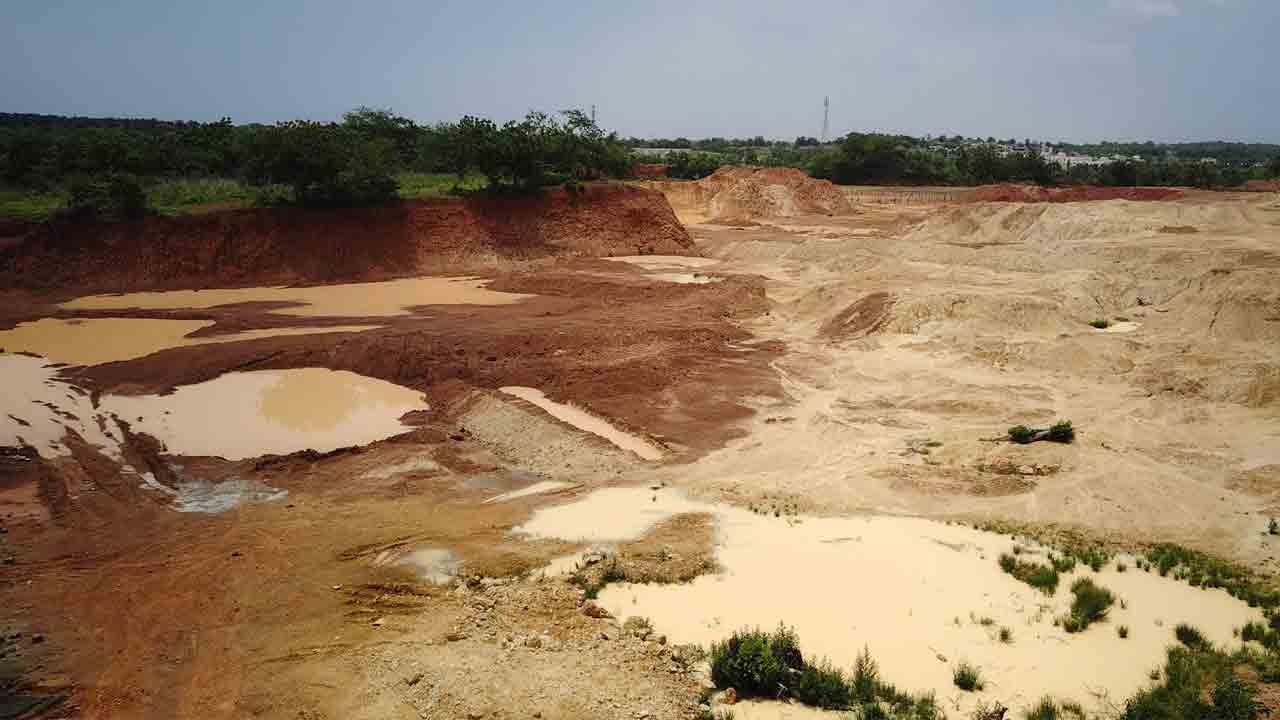 మట్టిగుట్టలు మాయం