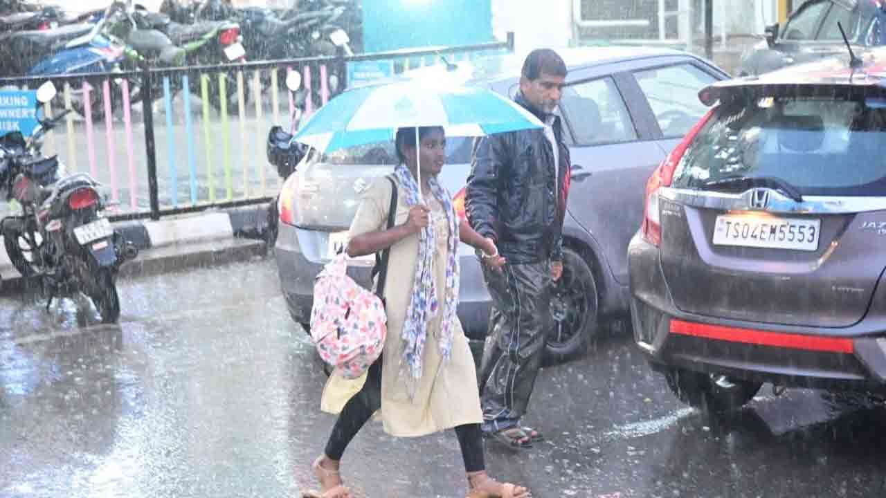 జిల్లాలో మోస్తరు వర్షం