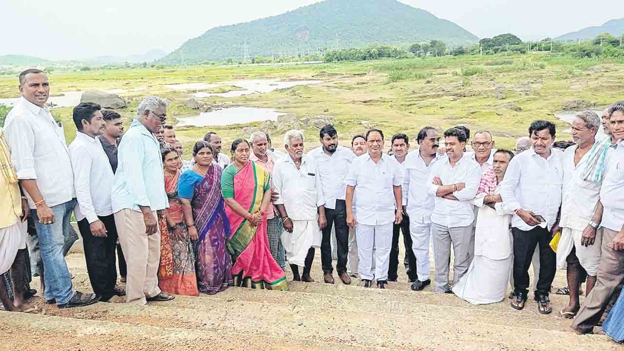 అక్కెపెల్లి లిఫ్ట్‌ పనులు వెంటనే ప్రారంభించాలి