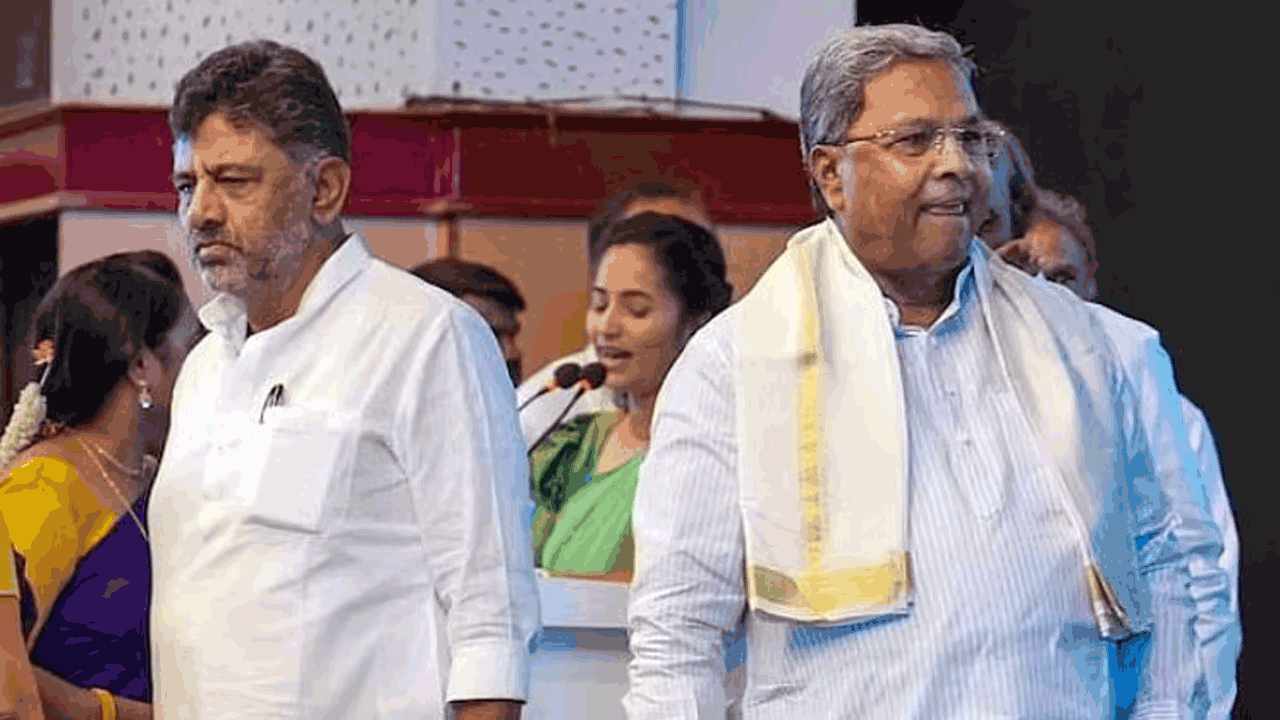 Karnataka CM | సీఎం మార్పుపై ఊహాగానాలకు చెక్‌.. ఒక్క పదంతో తేల్చేసిన రణ్‌దీప్ సుర్జేవాలా