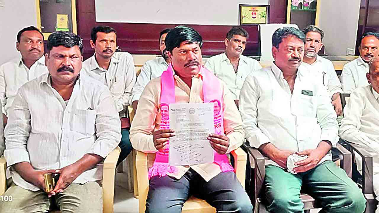 కాంగ్రెస్‌ నేతల కొట్లాటతో అభివృద్ధి శూన్యం