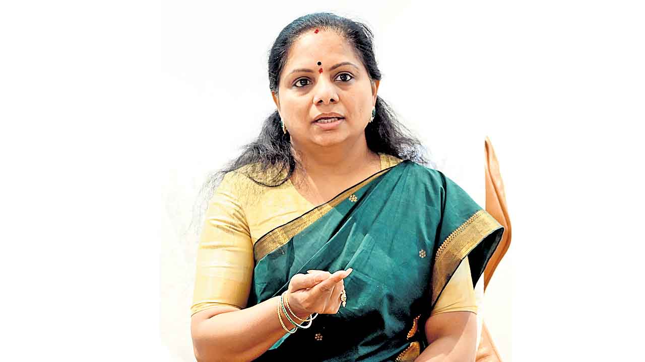 రేషన్కార్డుల రద్దుకు సర్కారు కుట్ర.. ఎమ్మెల్సీ కల్వకుంట్ల కవిత