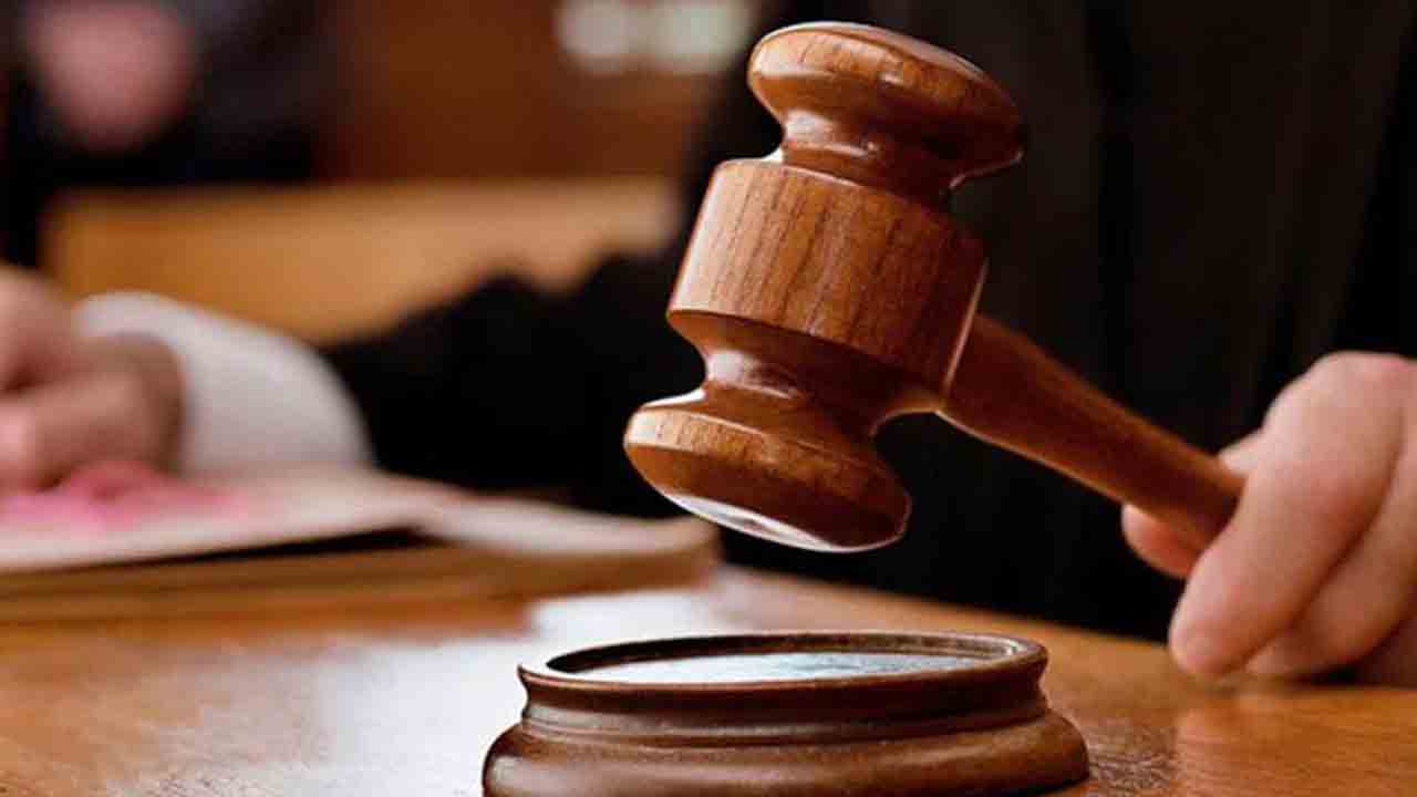 Maha news Case | మహాన్యూస్ నిరసన కేసు.. టాస్క్ ఫోర్స్ పోలీసులకు షోకాజ్ నోటీసుల జారీకి కోర్టు ఆదేశం