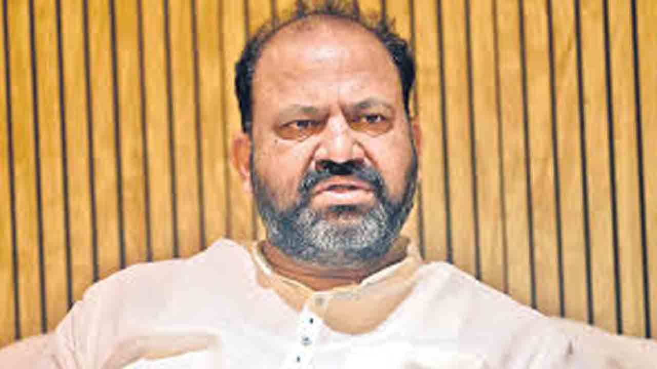 17 నెలలైనా సమస్యలు పరిష్కరించట్లే