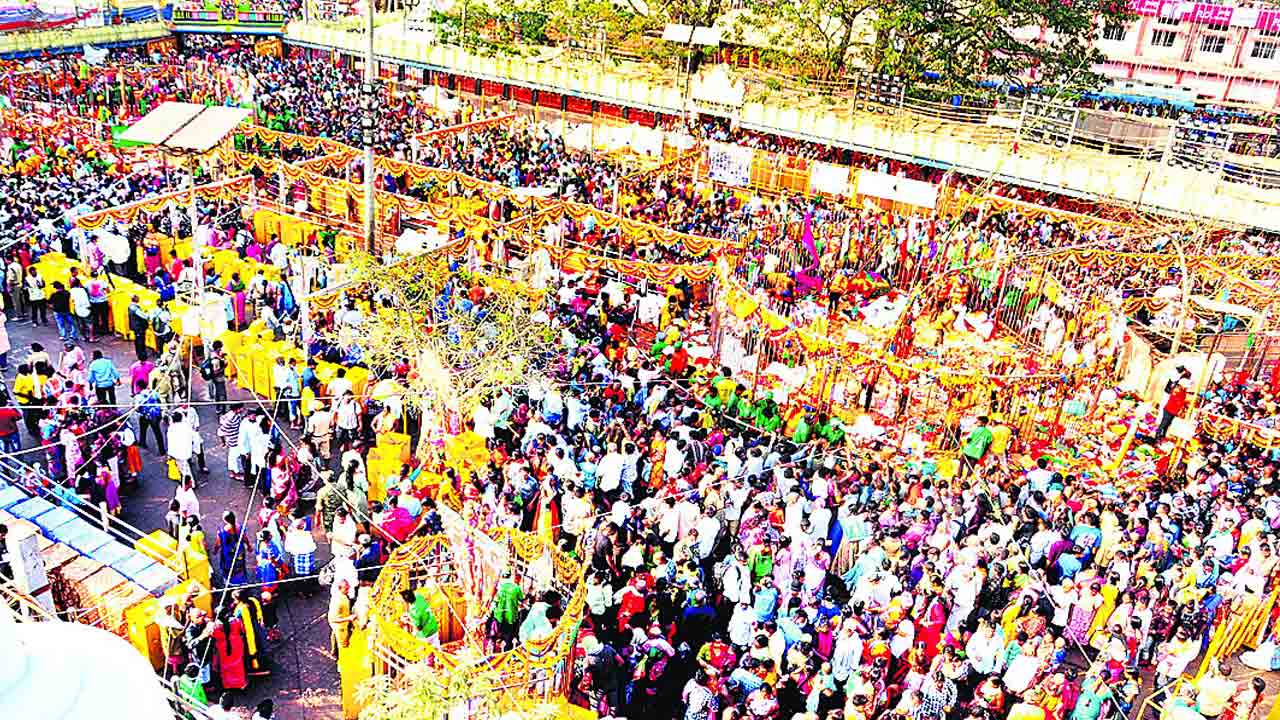 మేడారం మహాజాతరకు ముహూర్తం ఖరారు