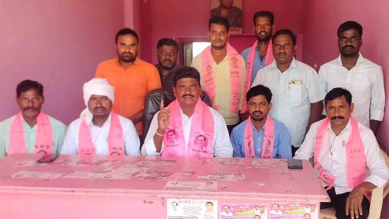 గాదరి కిషోర్‌పై అనుచిత వ్యాఖ్యలు చేస్తే సహించం.. ప్రభుత్వ బెదిరింపులకు భయపడేది లేదు..