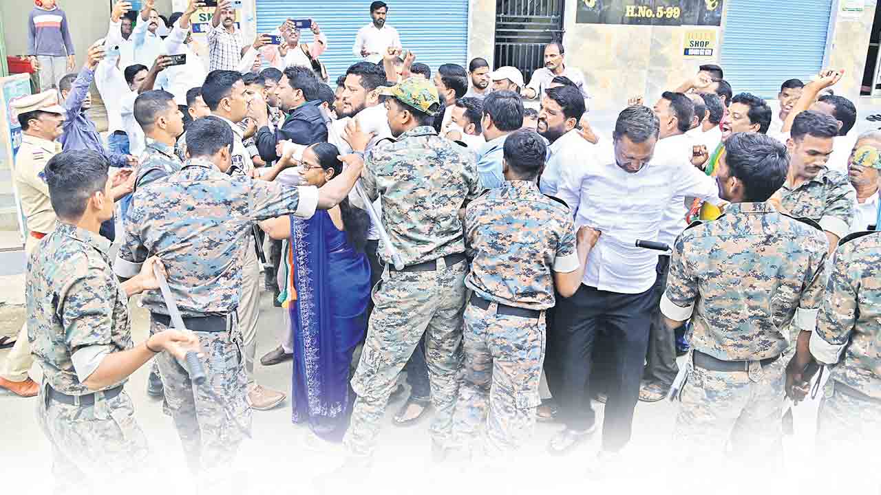 ఇదేం గూండాగిరి!