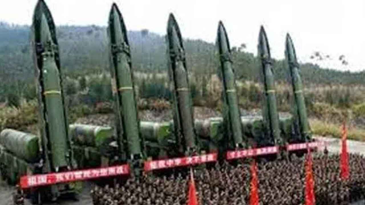 అమెరికా ఆర్మీ నియంత్రణలో పాక్‌ అణ్వస్ర్తాలు.. సీఐఏ మాజీ అధికారి సంచలన వ్యాఖ్యలు