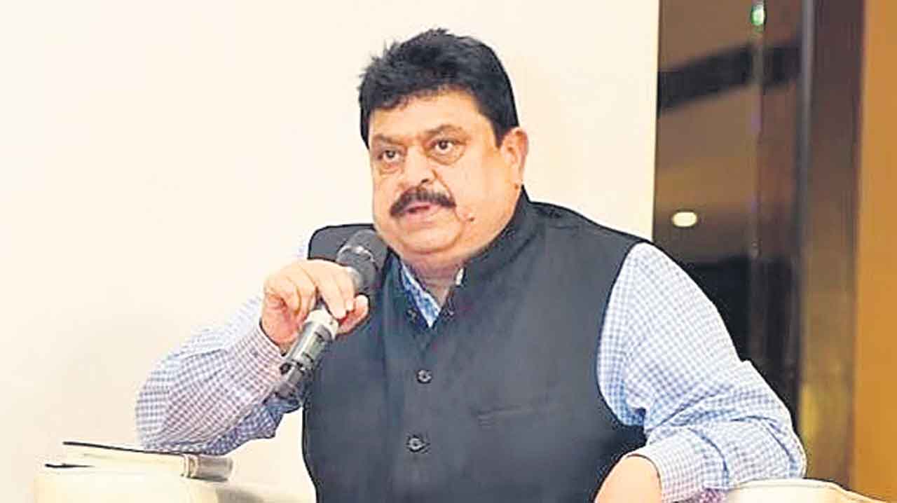 బీసీ రిజర్వేషన్లను 9వ షెడ్యూల్లోకి తీసుకురాలేం