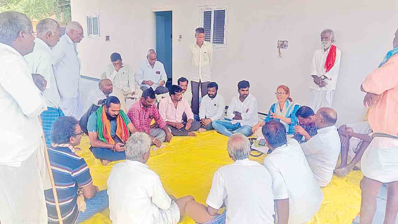 సమస్యలు పరిష్కారమయ్యే వరకూ పోరాడుతాం