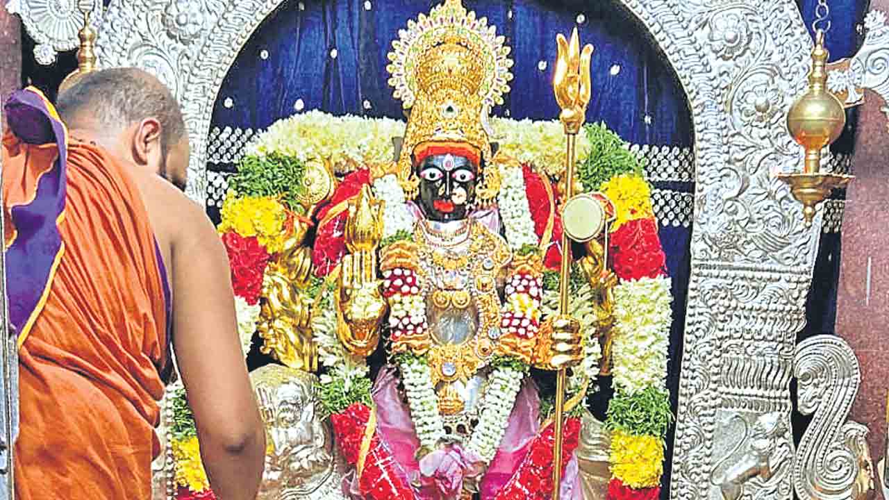 నేడే లాల్‌ దర్వాజ బోనాలు