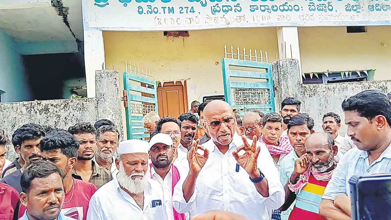 50 సార్లు ఢిల్లీ వెళ్లి.. 50 బస్తాలు తేలేదు : ఆర్‌ఎస్‌ ప్రవీణ్‌కుమార్‌ ఫైర్‌