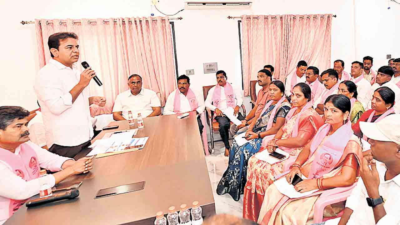 నీళ్ల కోసం మరో ఉద్యమం.. గోదావరి, కృష్ణా నీటి వాటాను కేంద్రమే తేల్చాలి