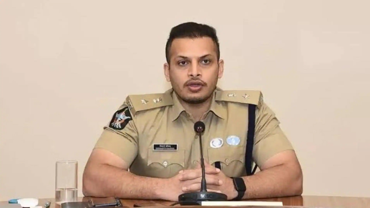 Siddharth Kaushal | ఉద్యోగానికి రాజీనామా చేసిన ఏపీ ఐపీఎస్‌ సిద్ధార్థ్‌ కౌశల్..!