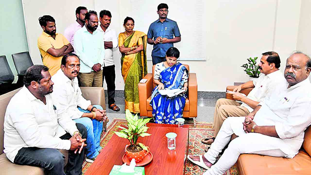 అర్హులకే డబుల్‌ ఇళ్లు కేటాయించాలి