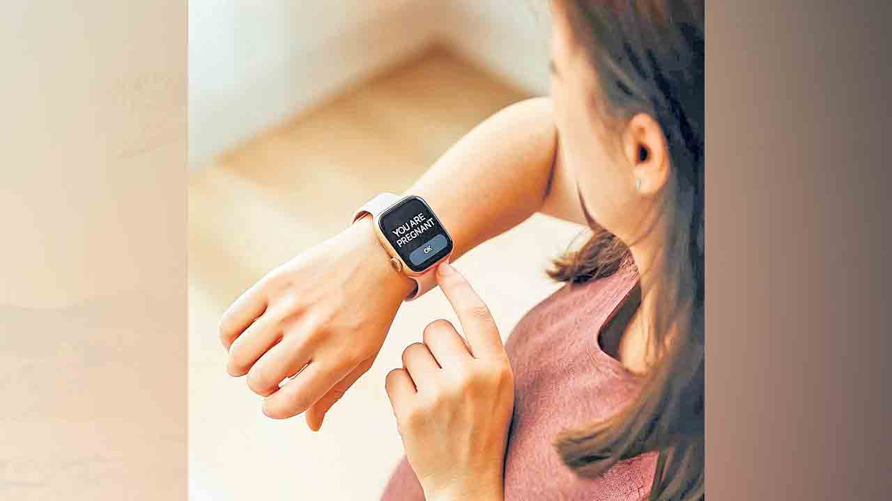 గర్భధారణను పసిగట్టే స్మార్ట్‌వాచ్‌!