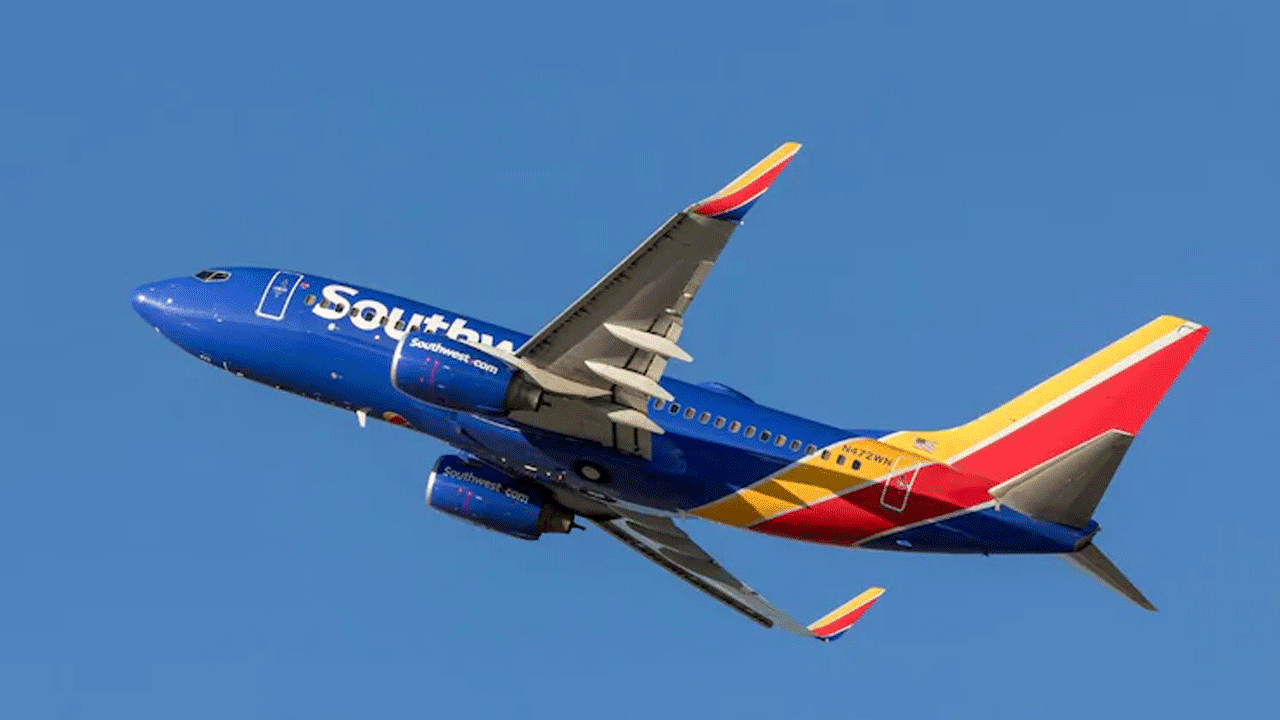 Southwest Airlines | వేల అడుగుల ఎత్తులో దగ్గరగా వచ్చిన రెండు విమానాలు.. పైలట్ అప్రమత్తతతో తప్పిన పెను ప్రమాదం