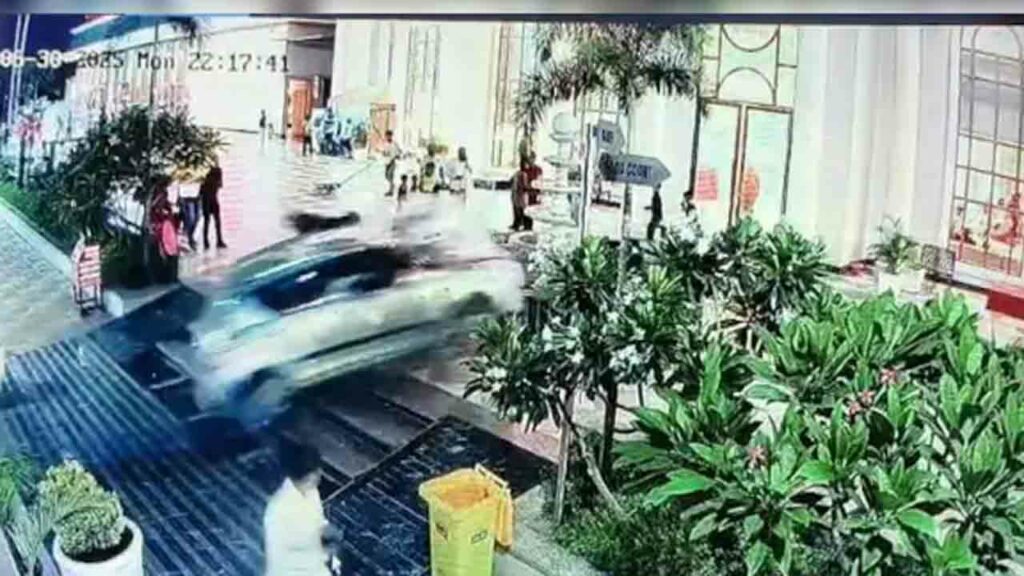 Speeding Car Rams