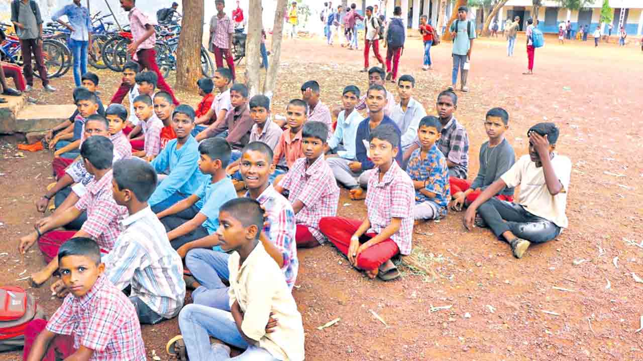 నెల దాటినా..