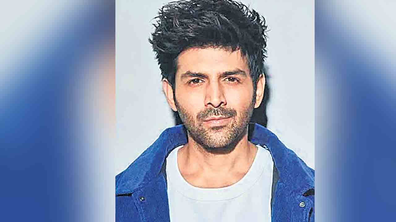 కార్తీక్‌ ఆర్యన్‌పై బాలీవుడ్‌ పెద్దల కుట్రలు