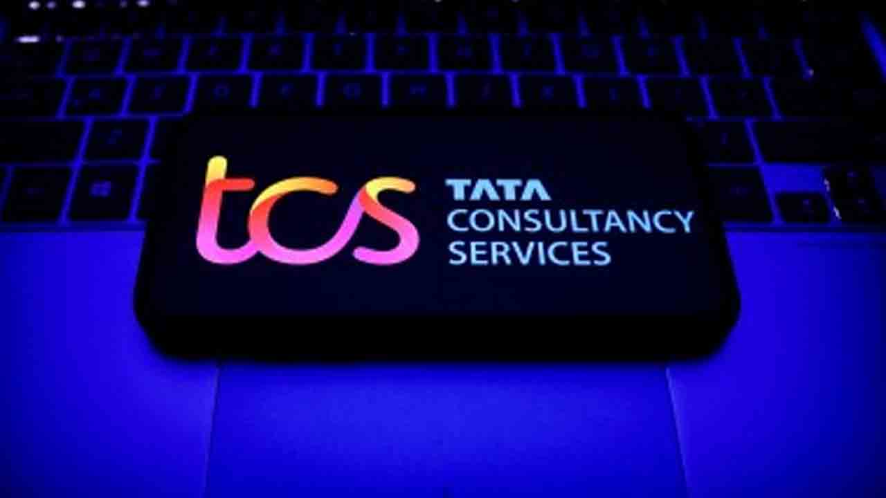 TCS | టీసీఎస్లో భారీగా లే ఆఫ్స్.. ఈసారి 12వేల మంది ఔట్..!