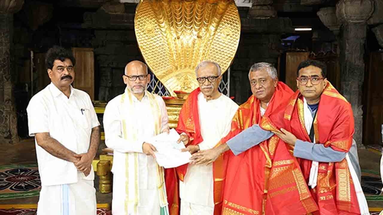 Huge Donation | టీటీడీకి భక్తుల భారీ విరాళం.. రూ.3 కోట్ల ఆస్తి, రూ.65 లక్షలు అందజేత