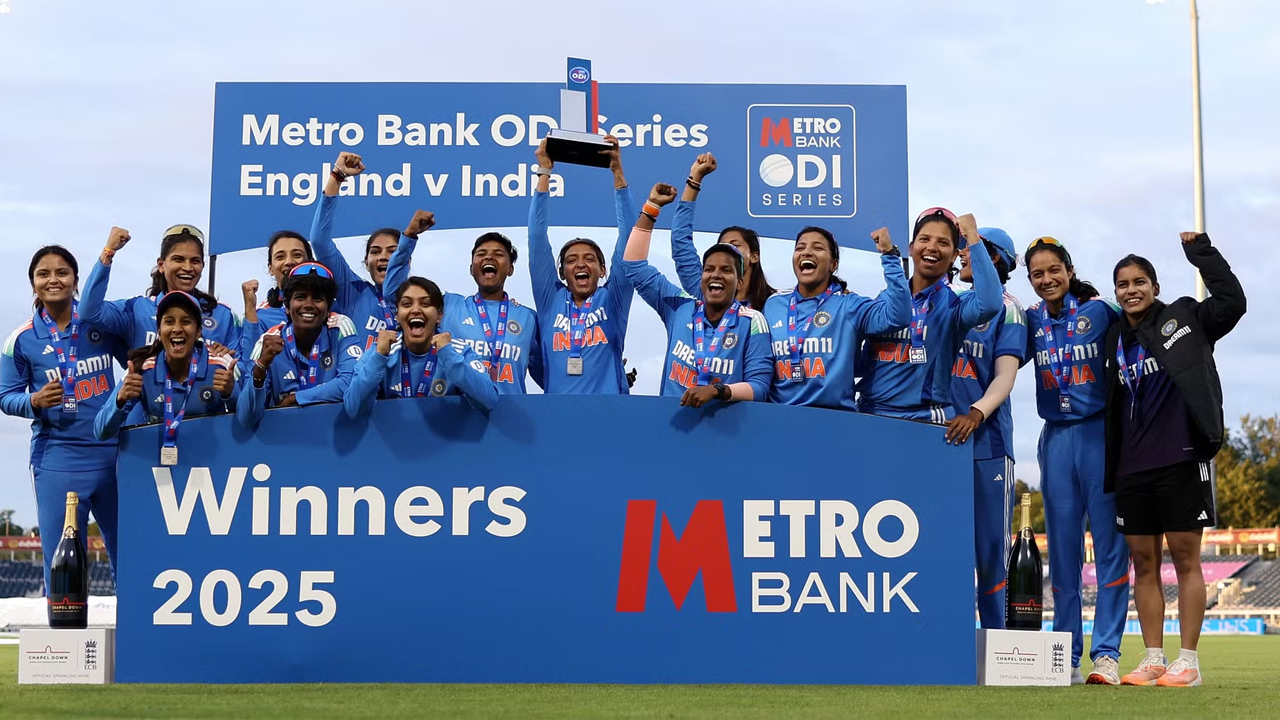 IND-W vs ENG-W ODI | వన్డే సిరీస్‌ను నెగ్గిన టీమిండియా.. ఆఖరి వన్డేలో కెప్టెన్‌ హర్మన్‌ప్రీత్‌ సెంచరీ.. ఆరు వికెట్లు పడగొట్టిన క్రాంతిగౌడ్‌