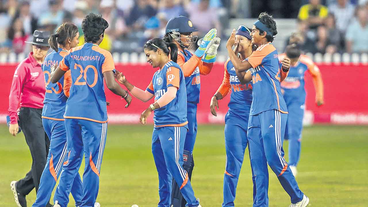 అమన్‌జ్యోత్‌ ఆల్‌రౌండ్‌ షో