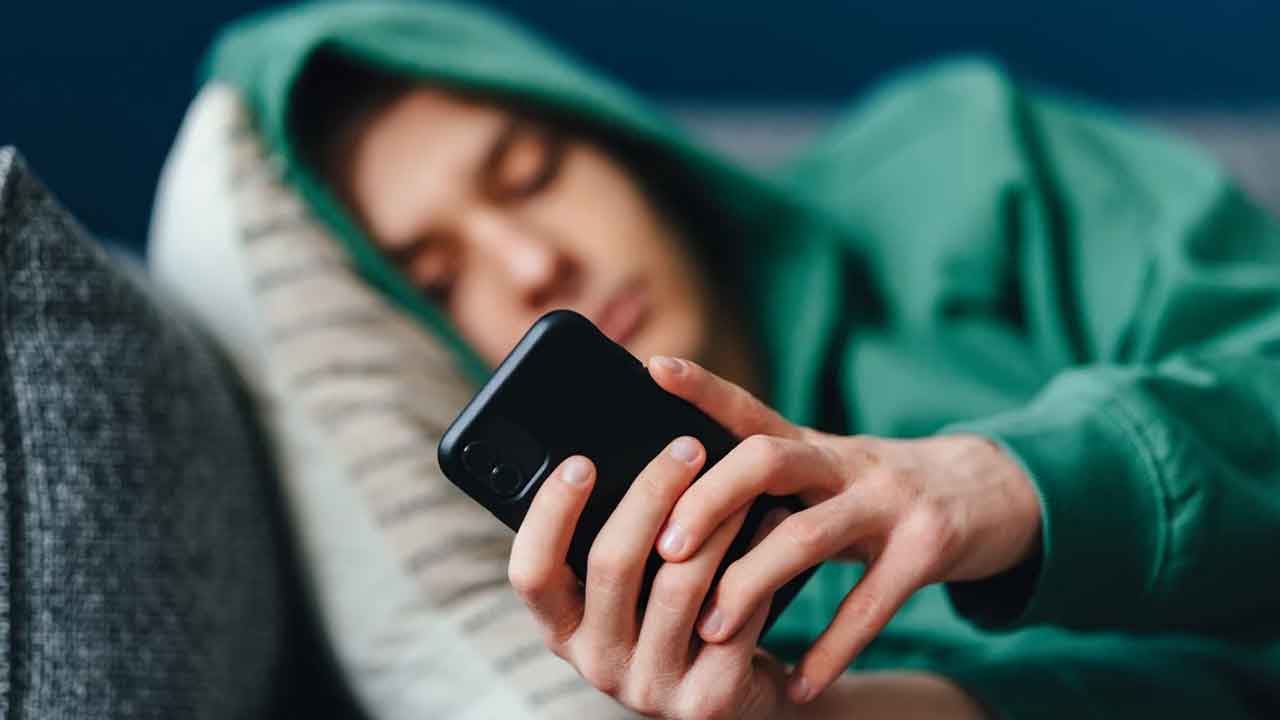 కౌమారం మారాం చేస్తున్నదా?