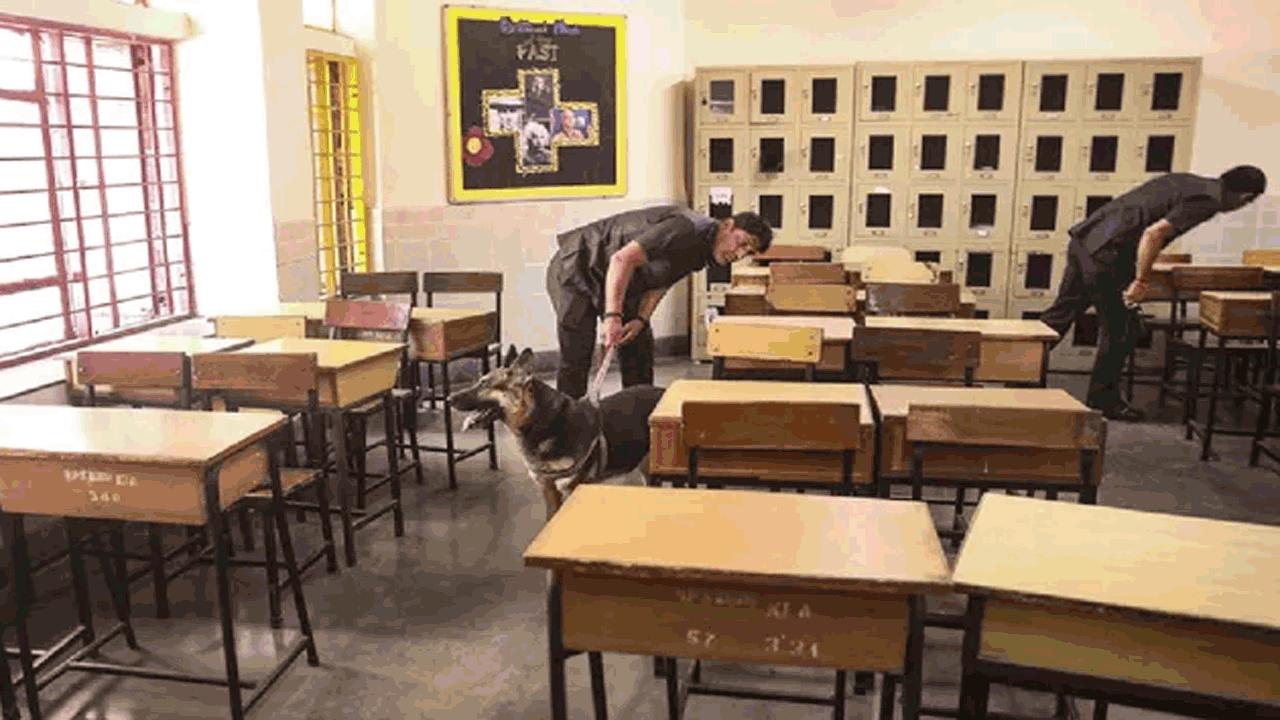 Bomb Threats | హిమాచల్‌ప్రదేశ్‌లోని పలు పాఠశాలలకు బాంబు బెదిరింపులు.. పోలీసులు అలర్ట్‌