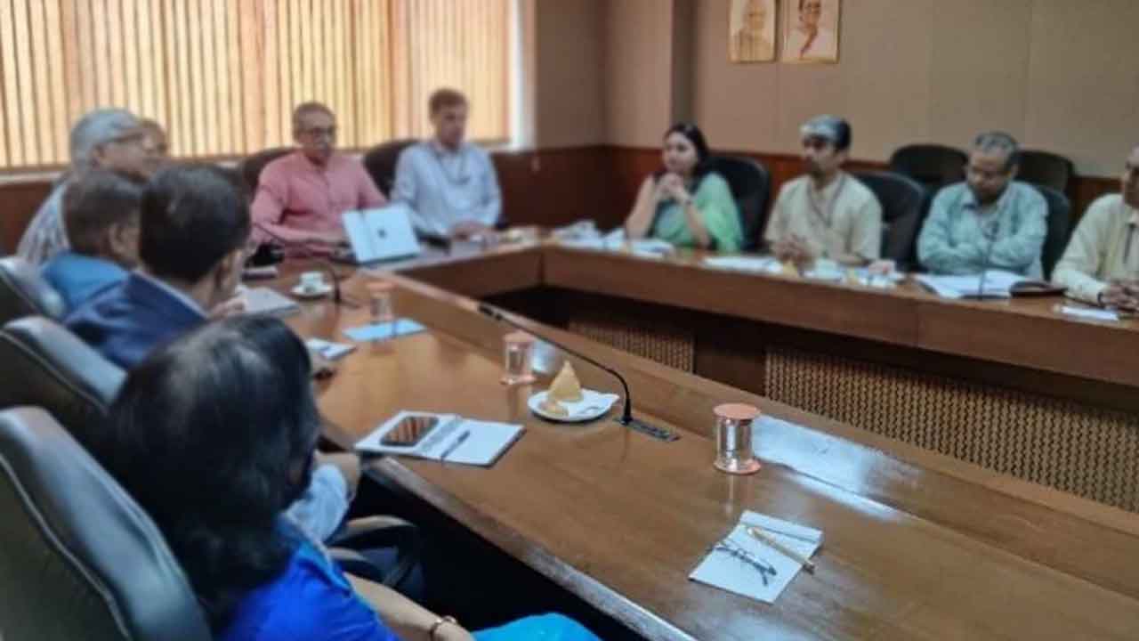 ఒకే గొడుగు కిందకు యూజీసీ, ఏఐసీటీఈ.. హెచ్‌ఈసీఐ బిల్లును తీసుకొస్తున్న కేంద్రం