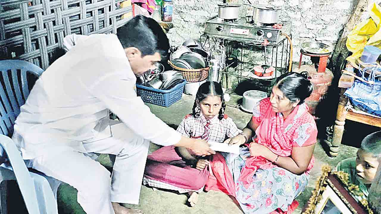 బాధిత కుటుంబాలకు వేముల పరామర్శ