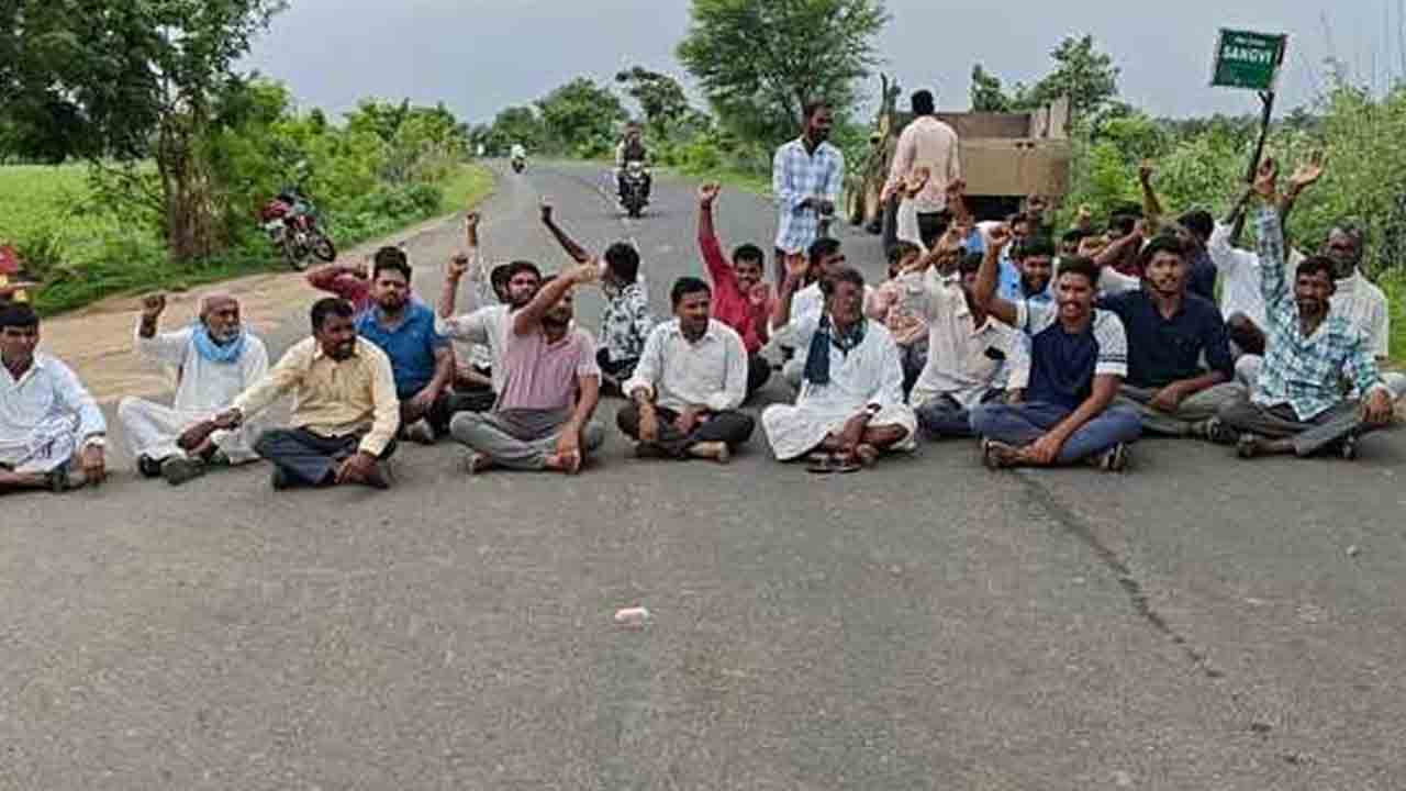 Elections Boycott | సమస్యలు పరిష్కరించకపోతే స్థానిక ఎన్నికలను బహిష్కరిస్తాం.. ప్రభుత్వానికి సాంగ్వి గ్రామస్థుల హెచ్చరిక